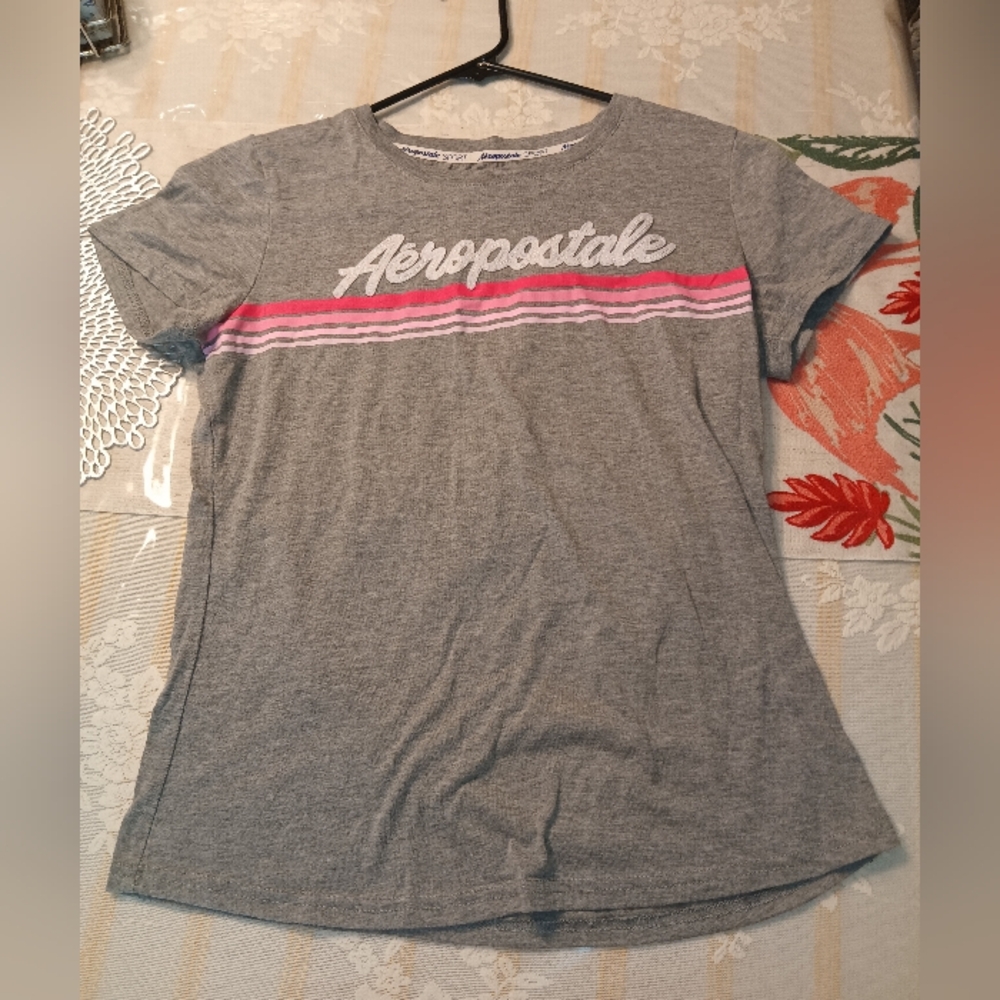 Aeropostale Heather Gray Tee with Pink Accents